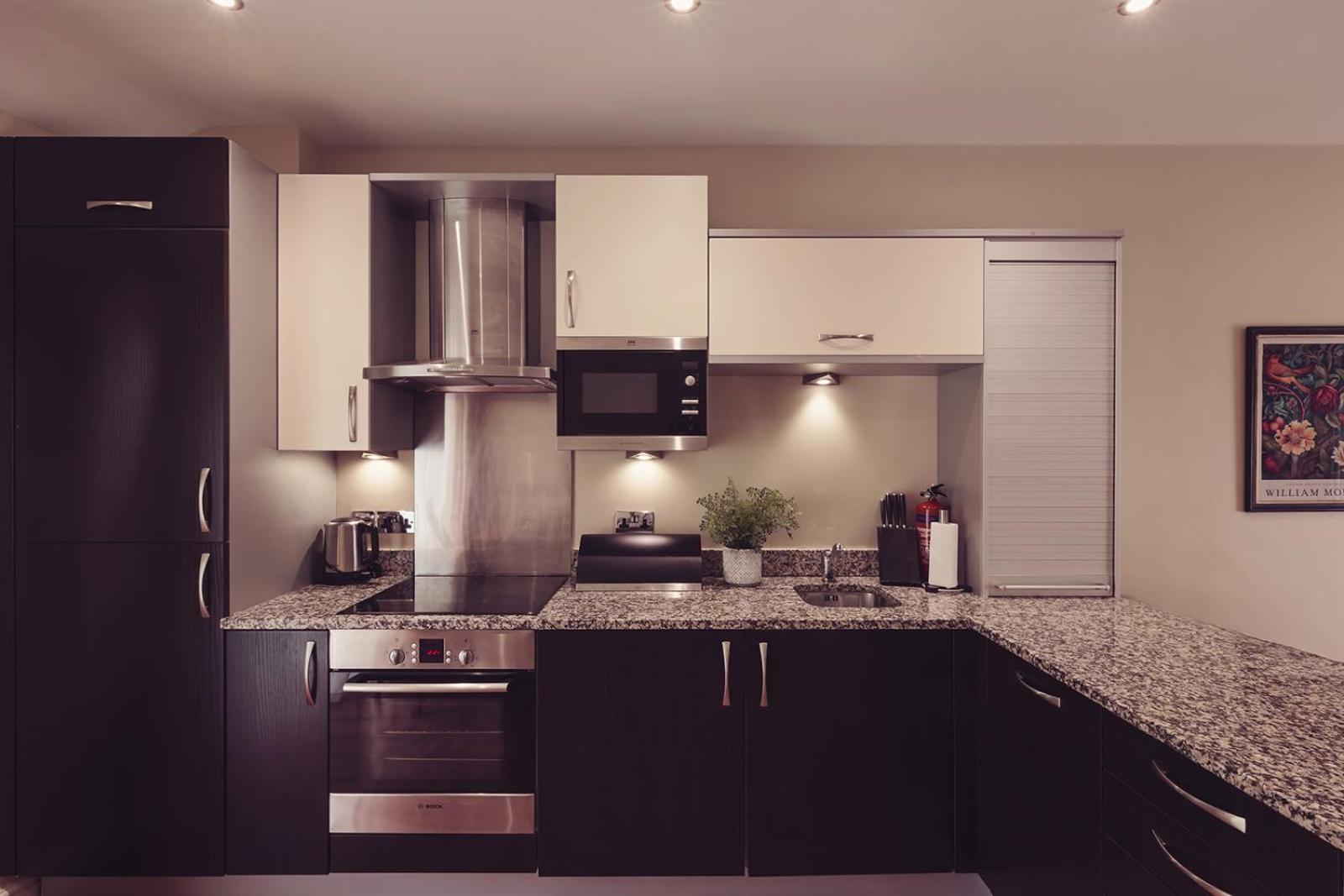 Longlands Inn & Cottages Carnforth Luaran gambar A modern kitchen