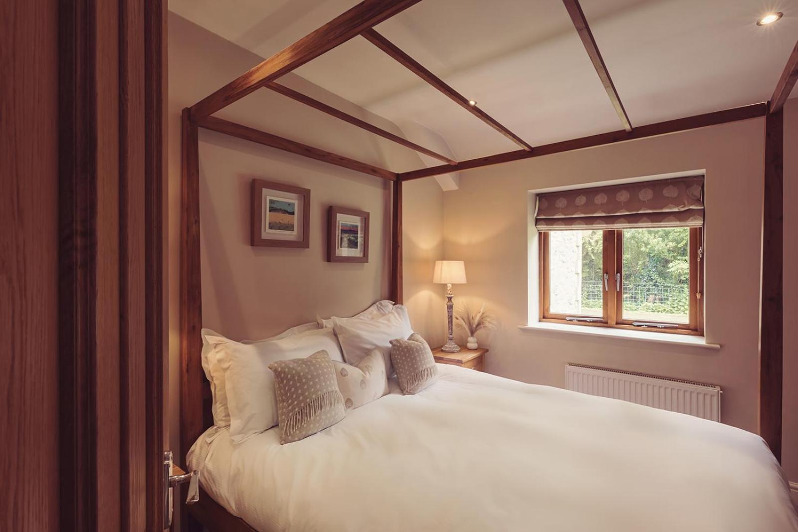 Longlands Inn & Cottages Carnforth Luaran gambar A bedroom at the hotel